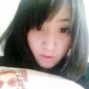 绿叶上的雏婲