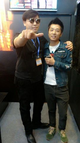 新大陆吉他爪主播照片