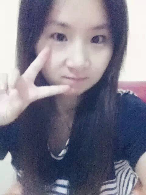 跑调天才小鱼儿~的主播照片