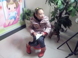 七岁女孩徐可儿主播照片