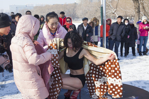 赵春霞还我血汗钱主播照片