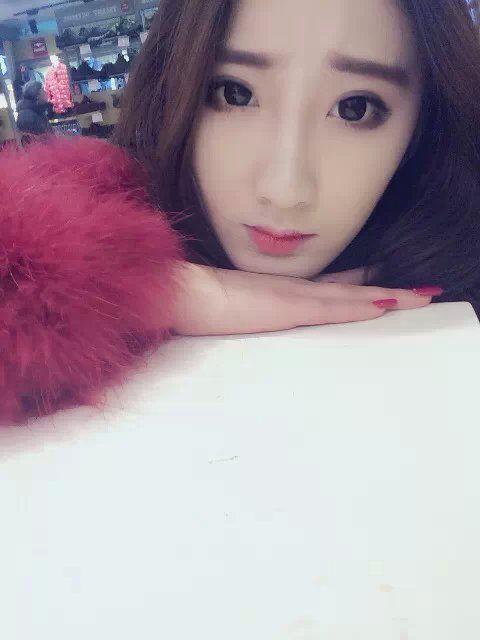 小小小小小菲的主播照片