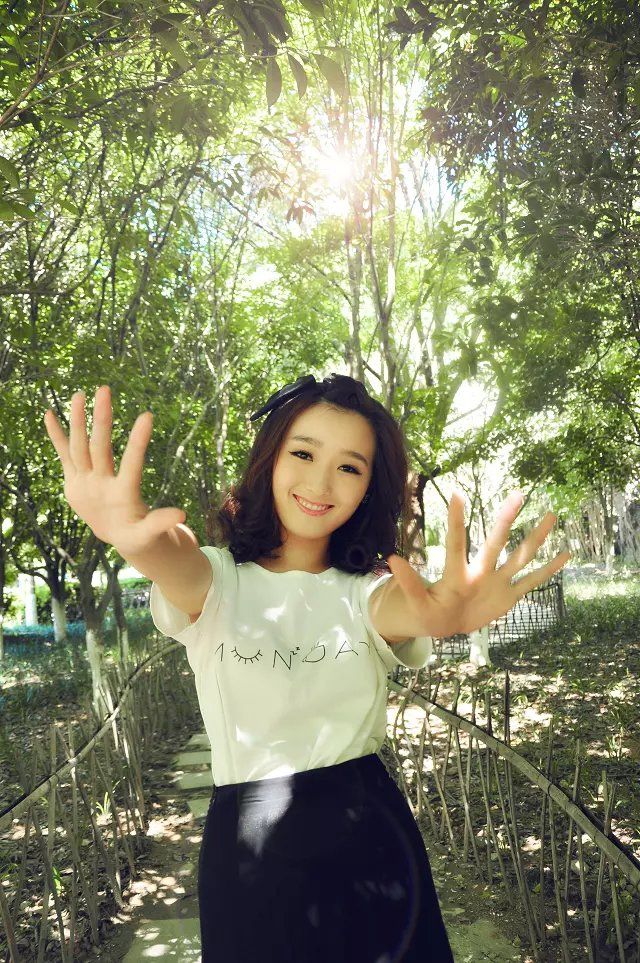 ゞLy-戴娇ゞ的主播照片