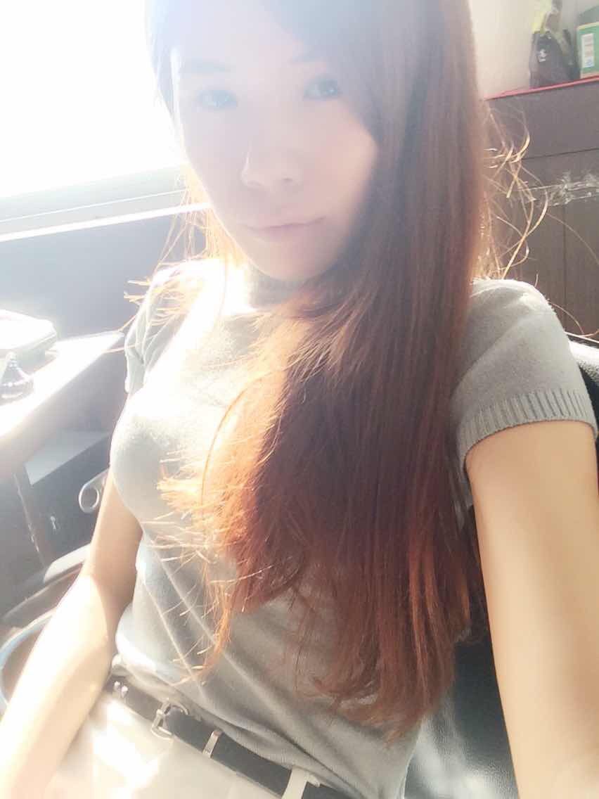 ＡＫ╰★安嘉琪的主播照片
