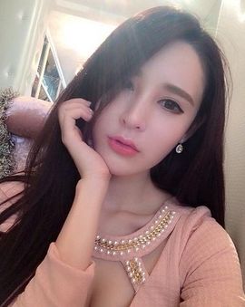 老歌手爱歌主播照片