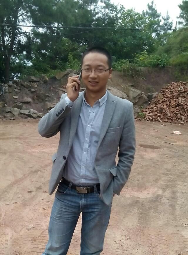 镒铭~的主播照片