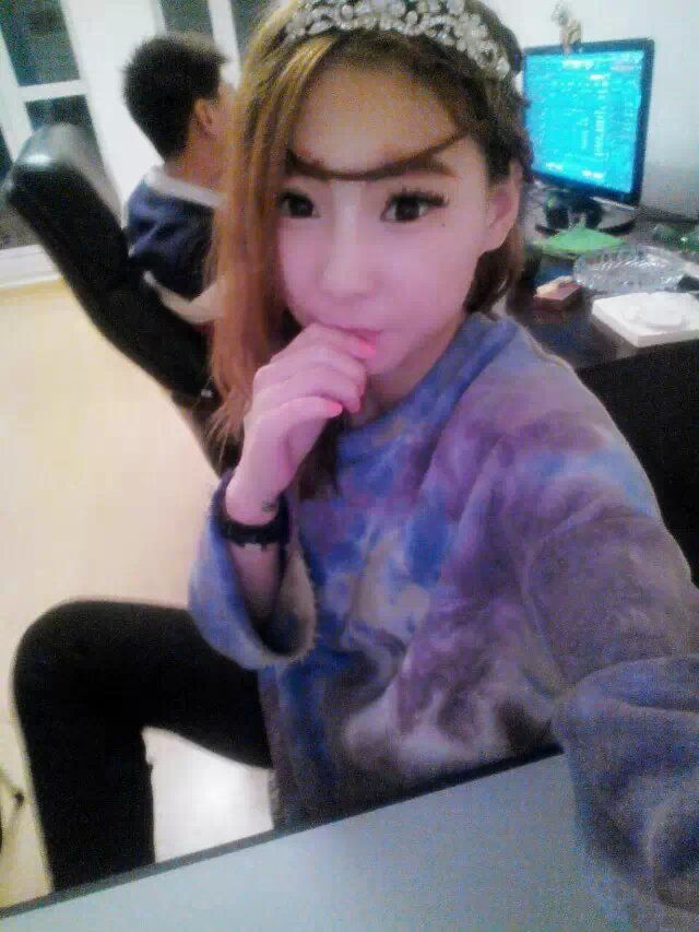 ┇傳說┇俊贤的主播照片