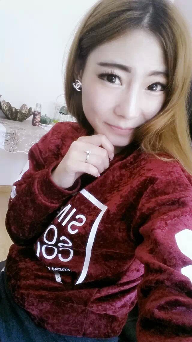 ┇傳說┇俊贤的主播照片