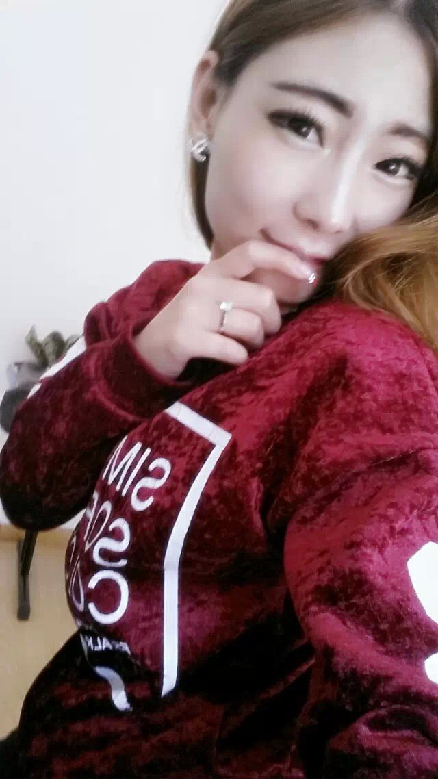 ┇傳說┇俊贤的主播照片