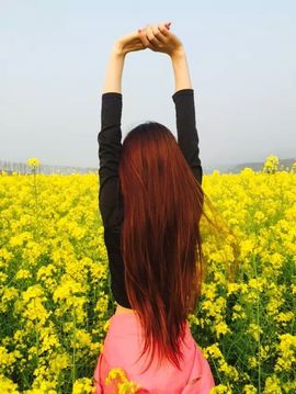 星洛洛主播照片