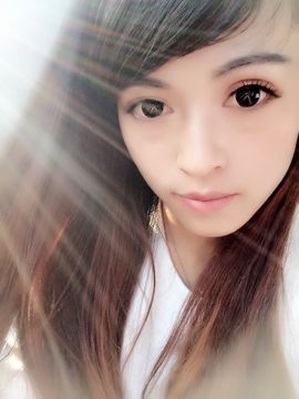 小筱~主播照片
