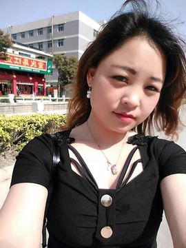 蚀骨💕冷美人主播照片