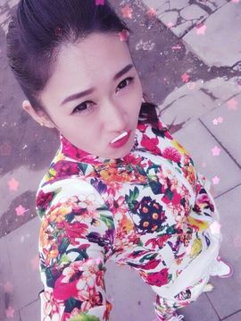 我是艺宝主播照片