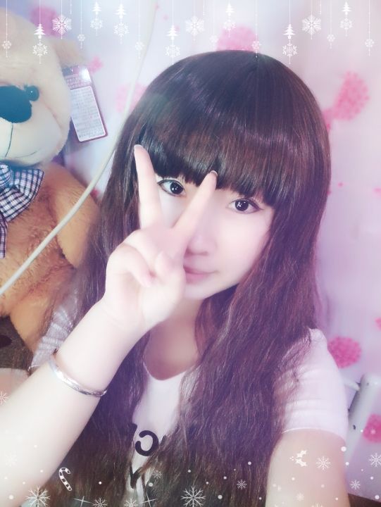 孖伊利主播照片