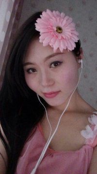 夏一涵主播照片
