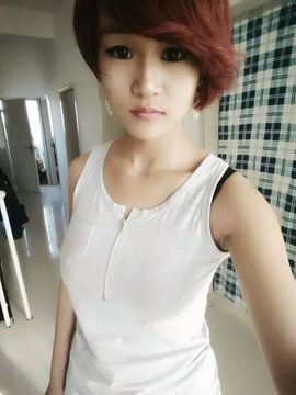 人鱼线vs马甲线轩轩主播照片