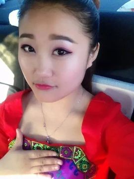 丫头唱歌给你听主播照片