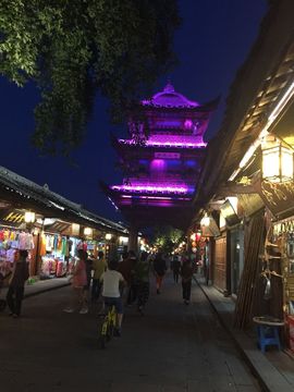 别问饿时谁主播照片
