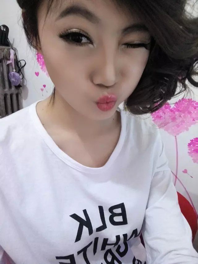 哒哒哒哒偶的主播照片