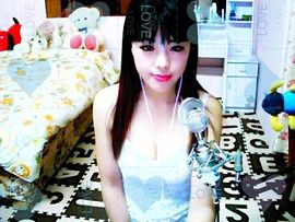 紫。烟。轻。绕。主播照片