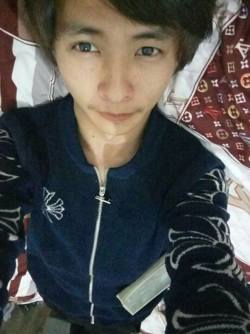 是??！賤愛(ài)的主播照片