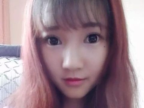 粉红粉红の草莓海报