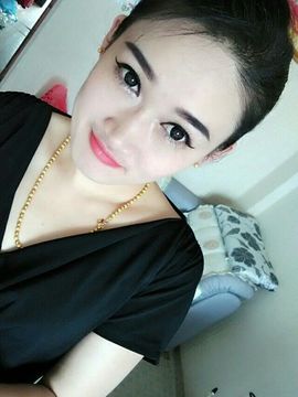 我是艺宝主播照片