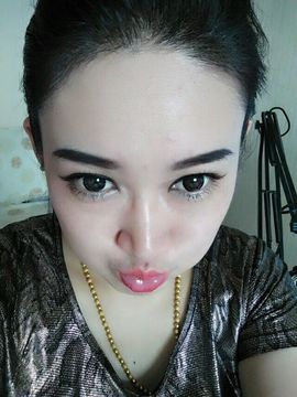 我是艺宝主播照片