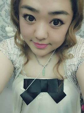 小瓶盖あい莹莹♥`主播照片