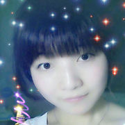 小啊晶女士