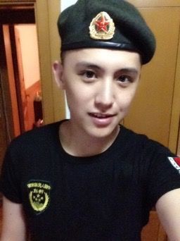 昵称违规，请重新修改主播照片