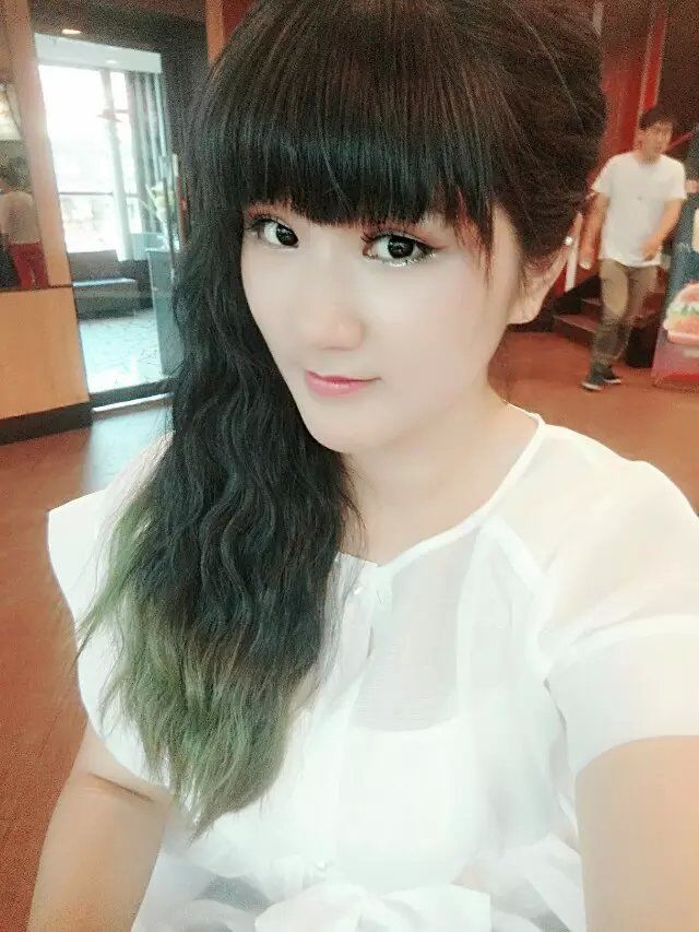 熊洛洛的主播照片
