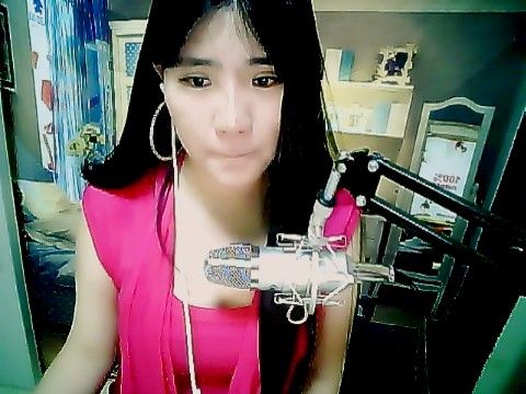 别哭，坏人会笑的主播照片