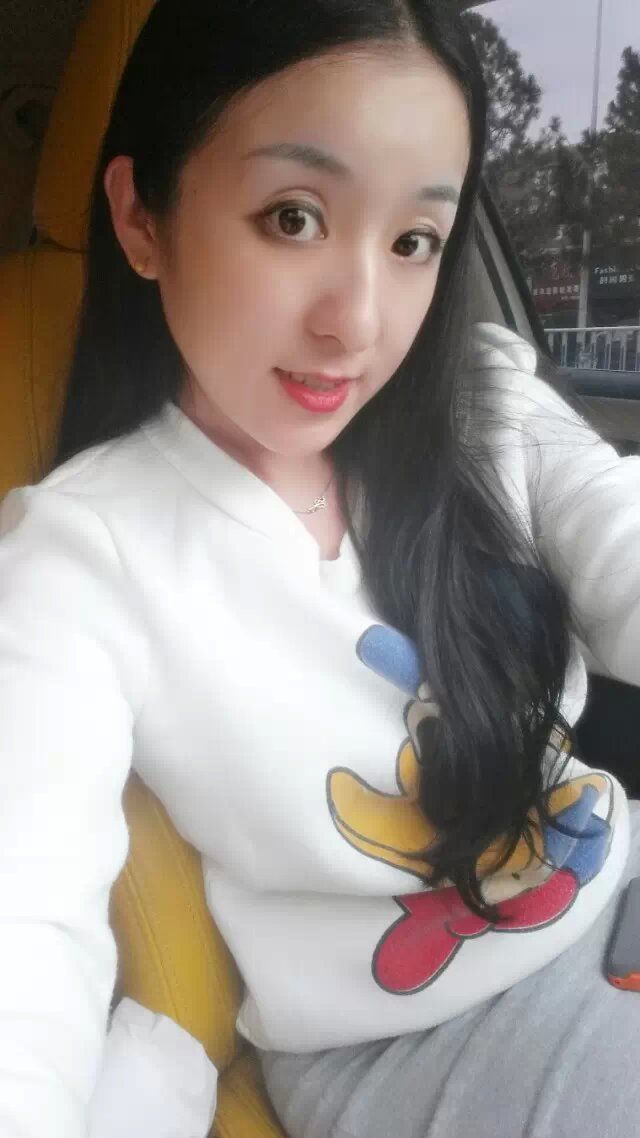 怀旧猫的主播照片
