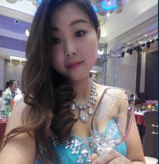 李某某!的主播海报