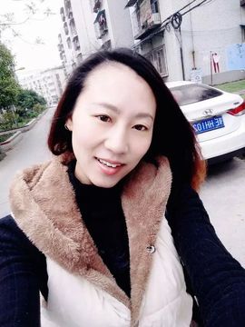 小鸥🎶主播照片