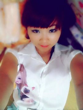 香---妞主播照片