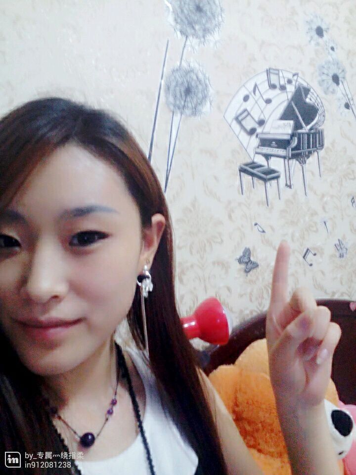 灵犀纯白se的主播照片