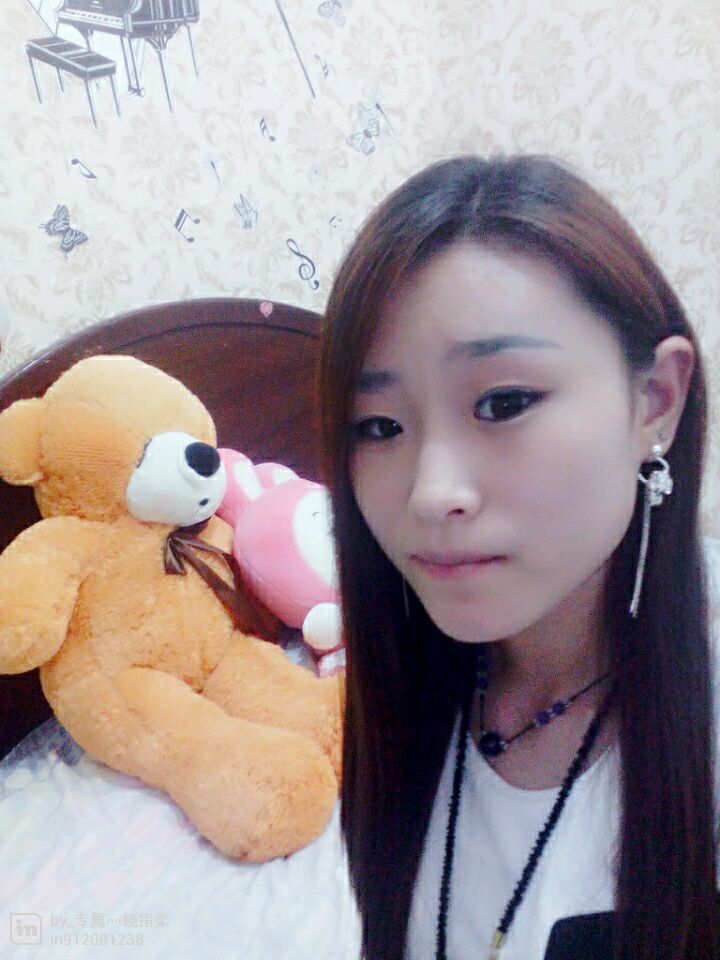 灵犀纯白se的主播照片