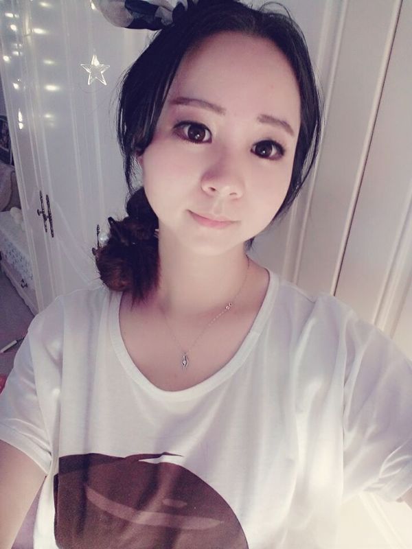 二喵喵丶的主播海报