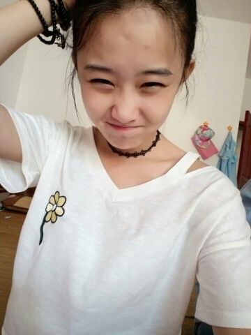 ╰☆柏林少女的主播照片