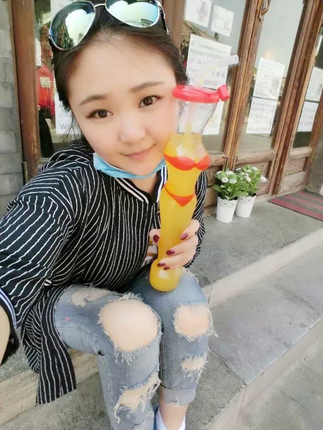 ら゛将心比心的主播照片