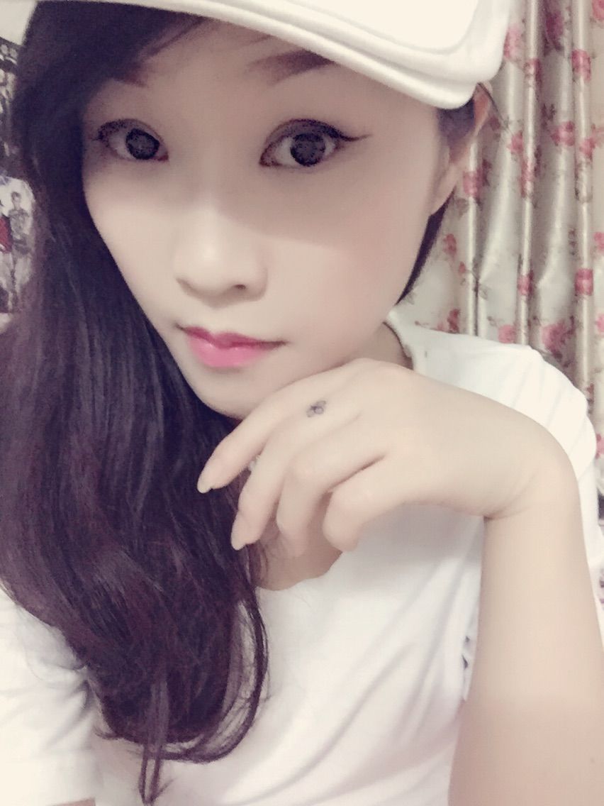 ～小样的主播照片