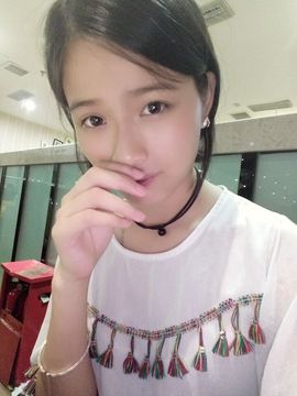 阿七小公举主播照片
