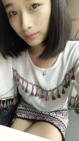 阿七小公举主播照片
