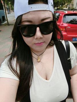 佳琦佳期主播照片