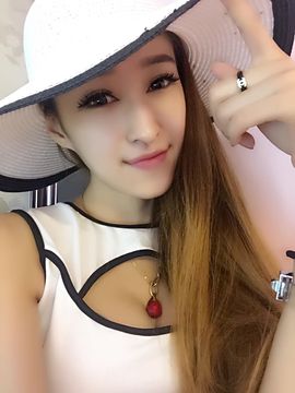 笑笑（爱是回忆美好）主播照片