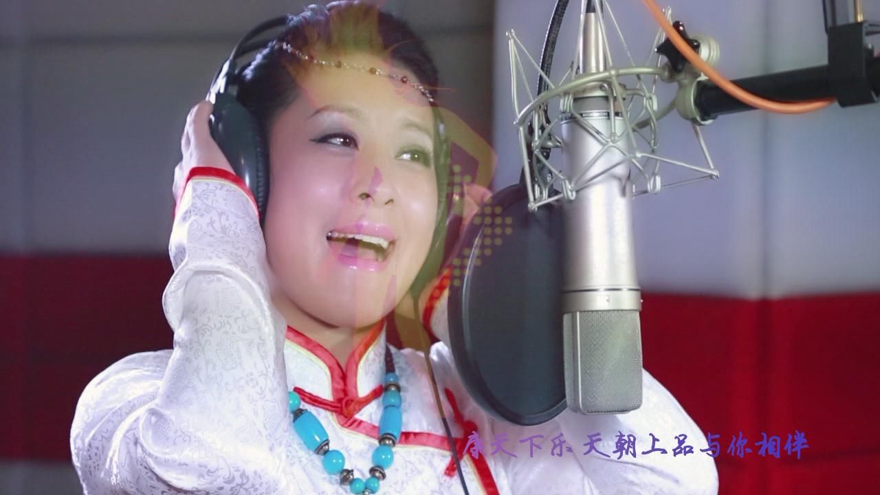 歌手阿香的主播照片