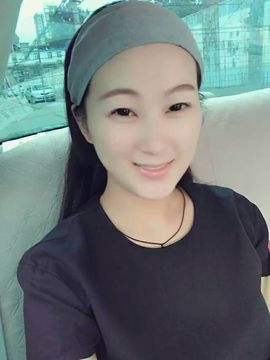 小豆儿丁主播照片