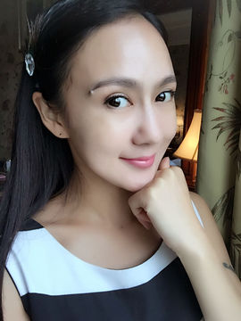 风中的风铃主播照片